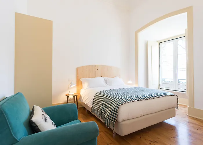 Principe Real Guest house 3*